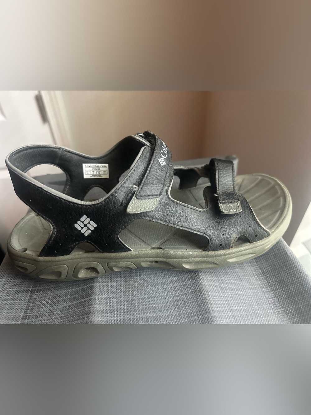 Kids Columbia Black and Gray Sport Sandals